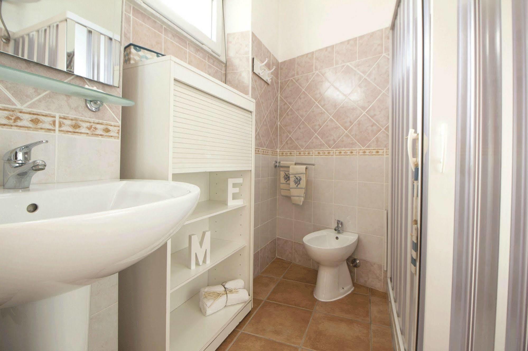 Casa Vacanze Cau - Viale Europa Alghero Exterior photo