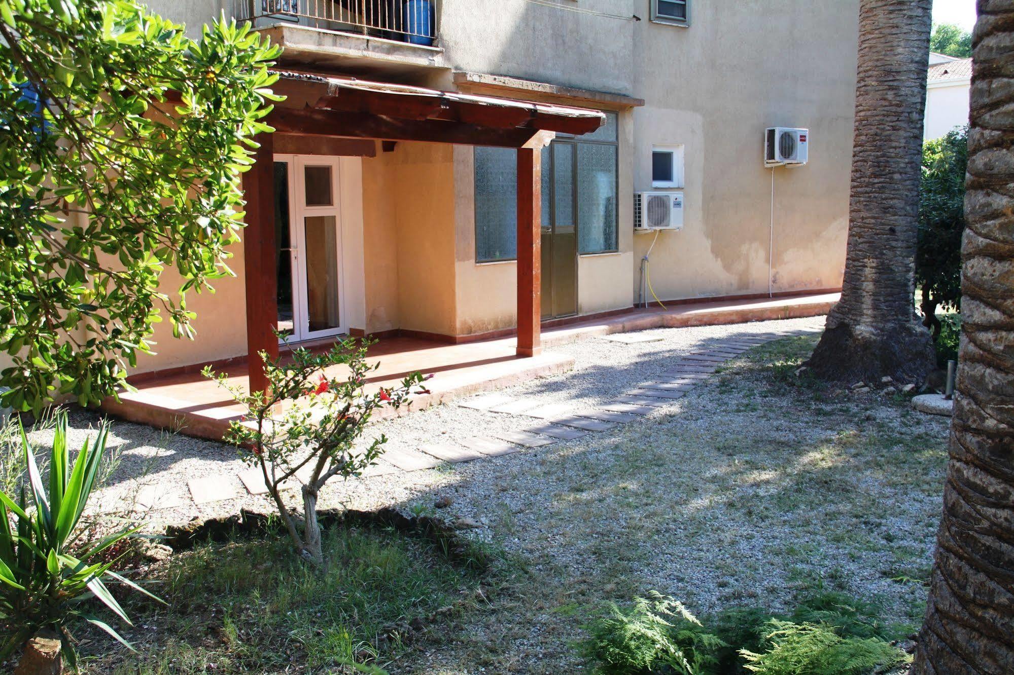 Casa Vacanze Cau - Viale Europa Alghero Exterior photo
