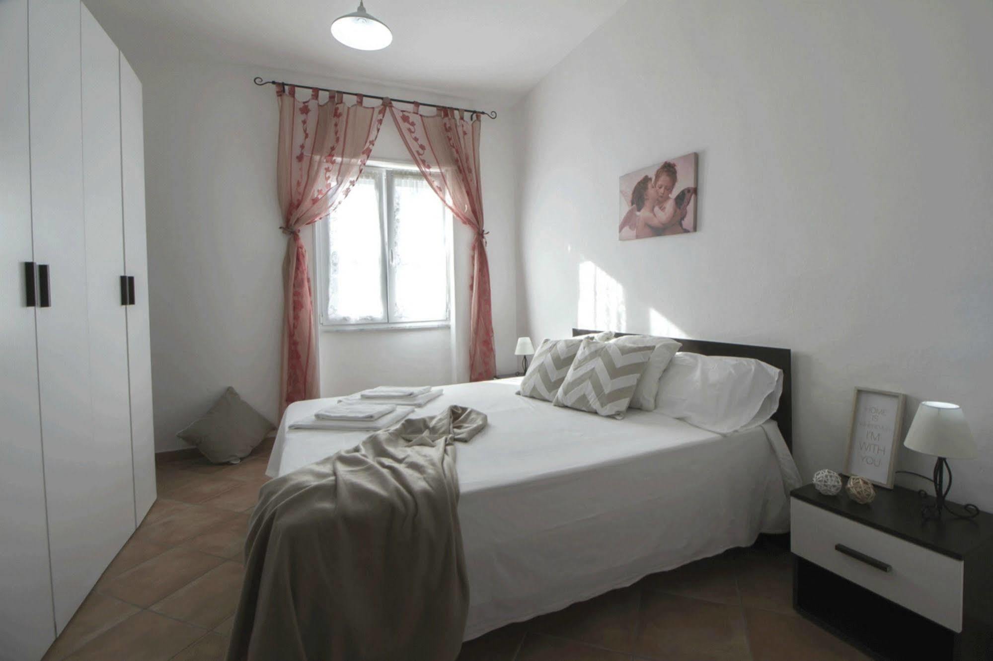 Casa Vacanze Cau - Viale Europa Alghero Exterior photo